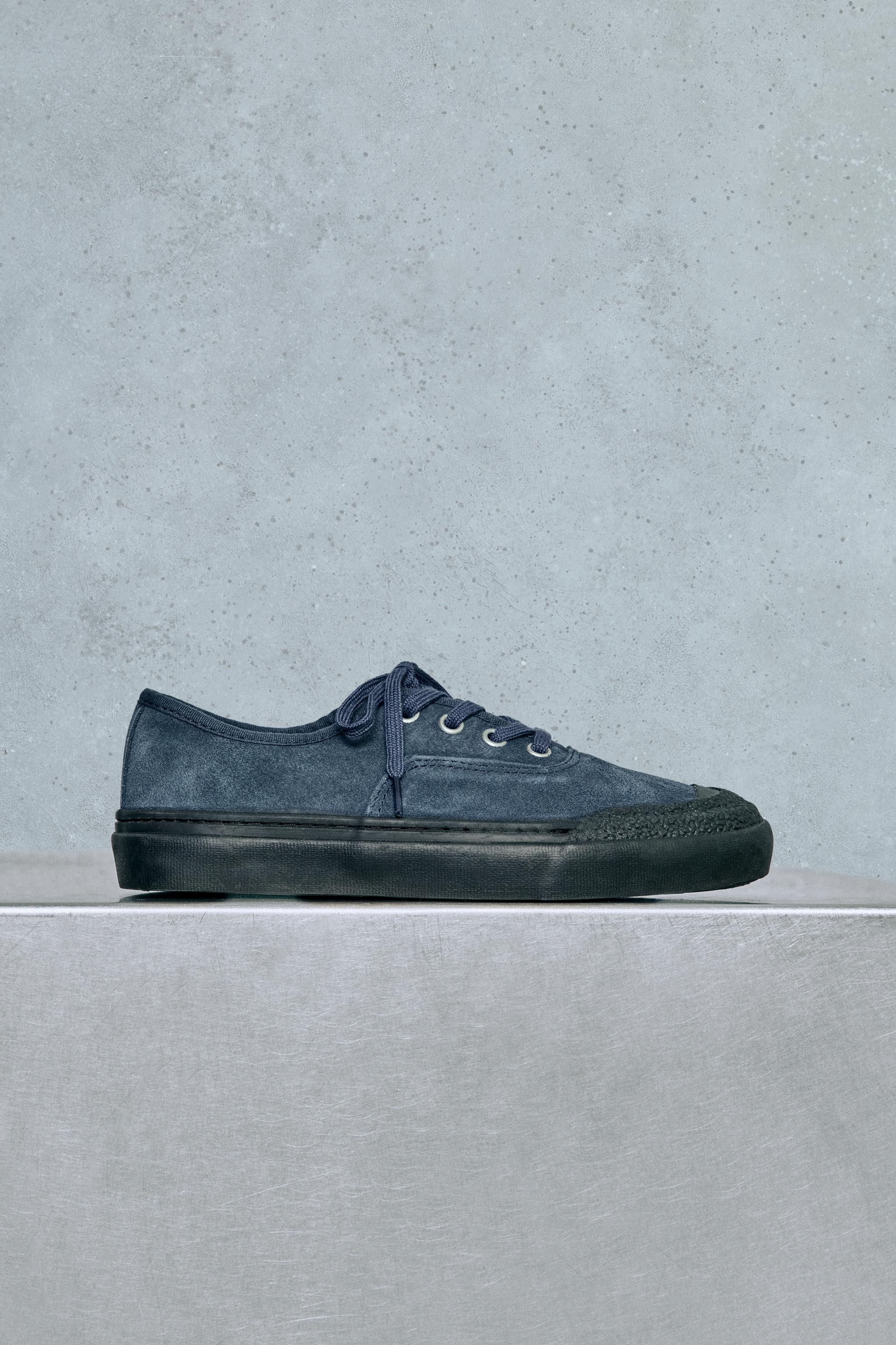 LEATHER SNEAKERS